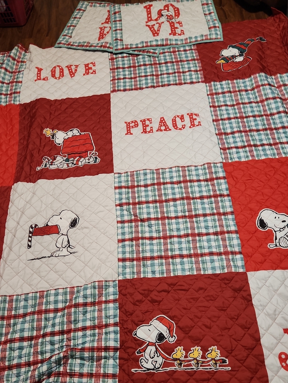 Peanuts Snoopy Christmas Quilt Set Full/Queen